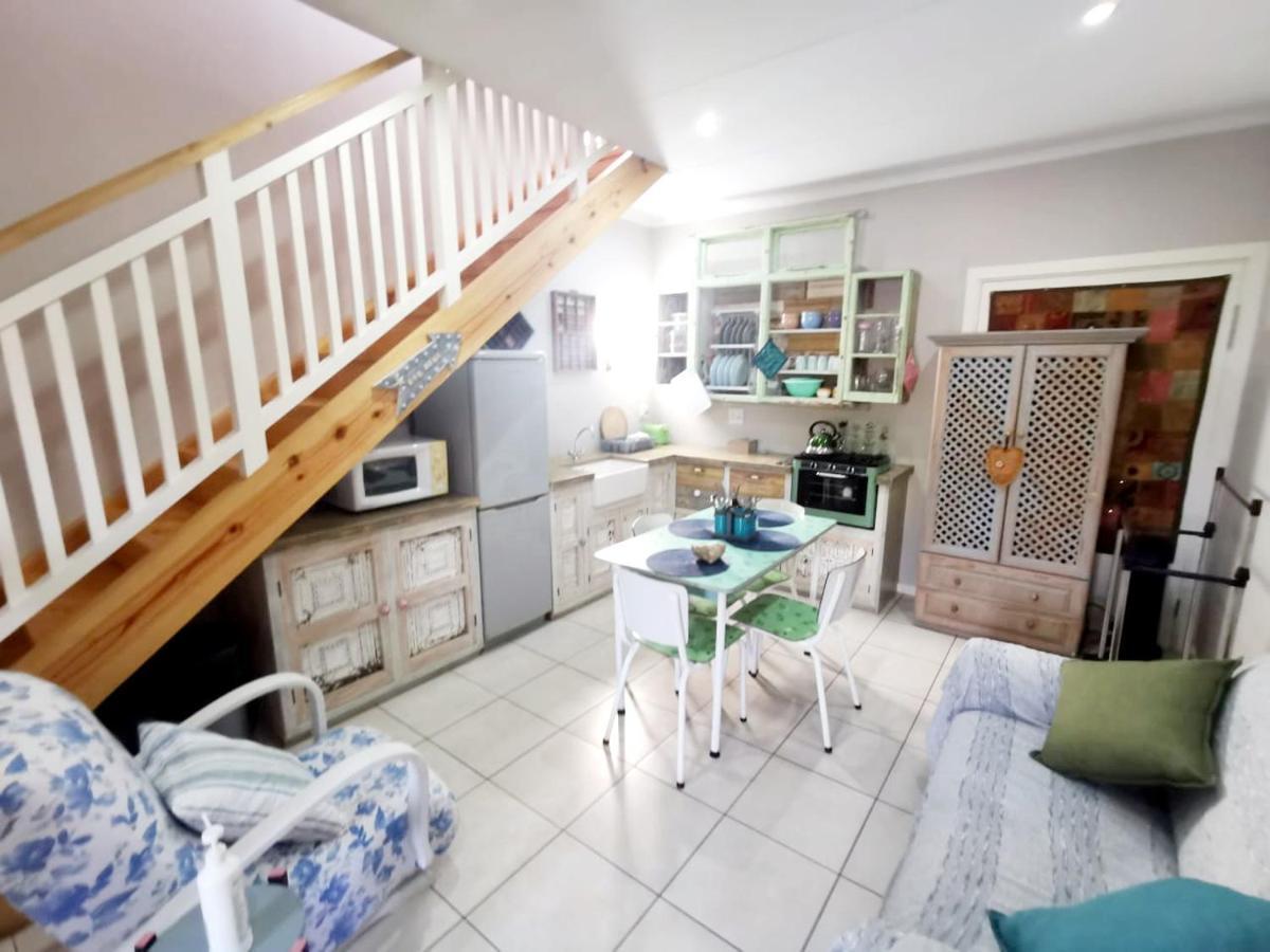 The Coelacanth Guest House And Beach Thyme Self Catering Kiddʼs Beach Eksteriør billede