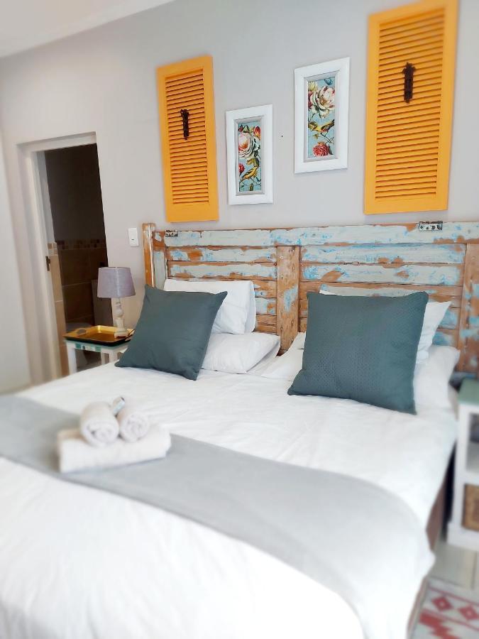 The Coelacanth Guest House And Beach Thyme Self Catering Kiddʼs Beach Eksteriør billede