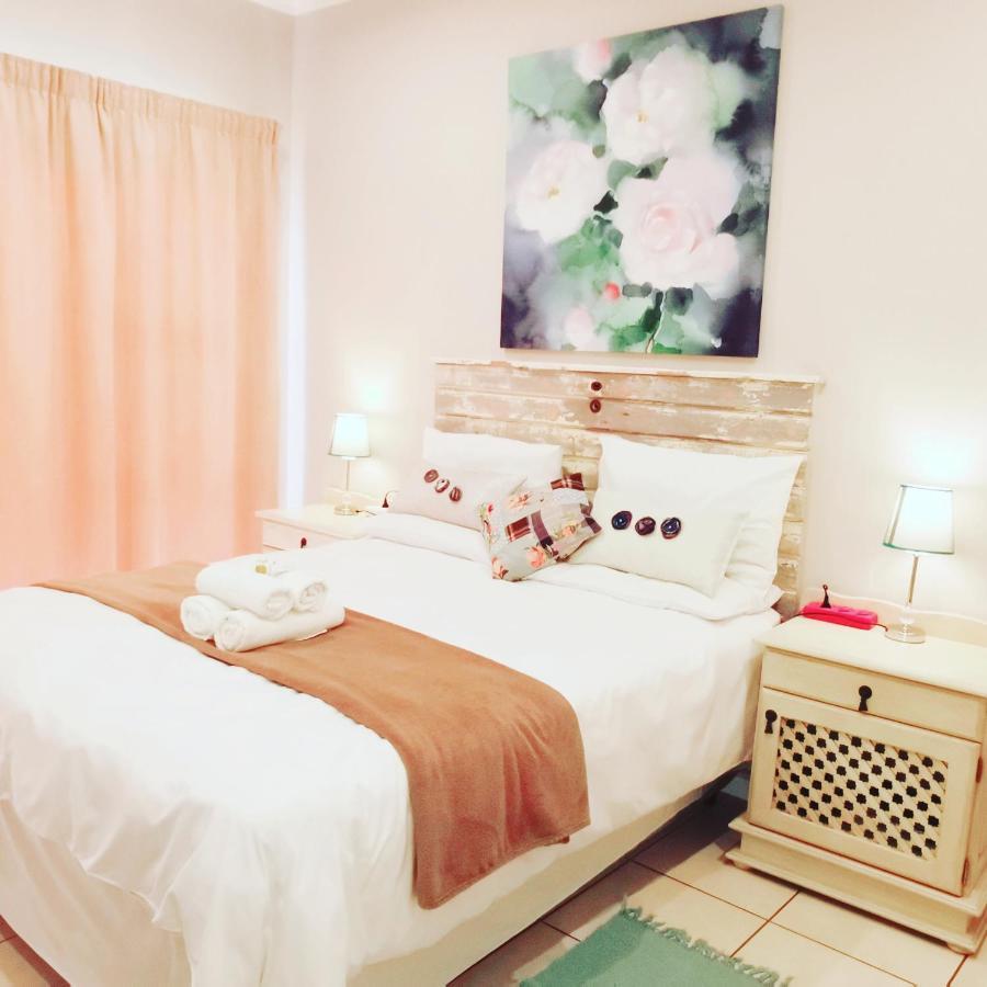 The Coelacanth Guest House And Beach Thyme Self Catering Kiddʼs Beach Eksteriør billede