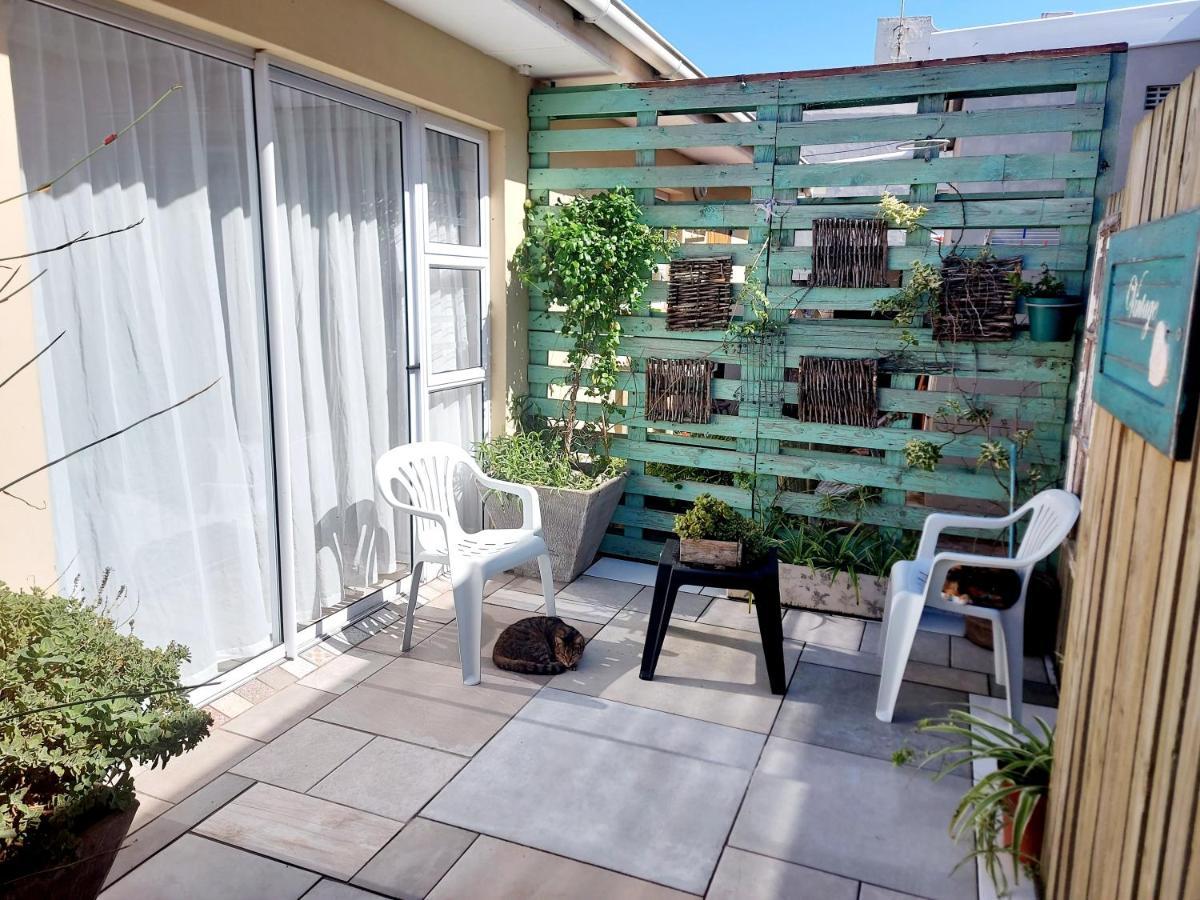 The Coelacanth Guest House And Beach Thyme Self Catering Kiddʼs Beach Eksteriør billede