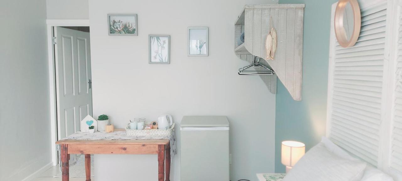 The Coelacanth Guest House And Beach Thyme Self Catering Kiddʼs Beach Eksteriør billede
