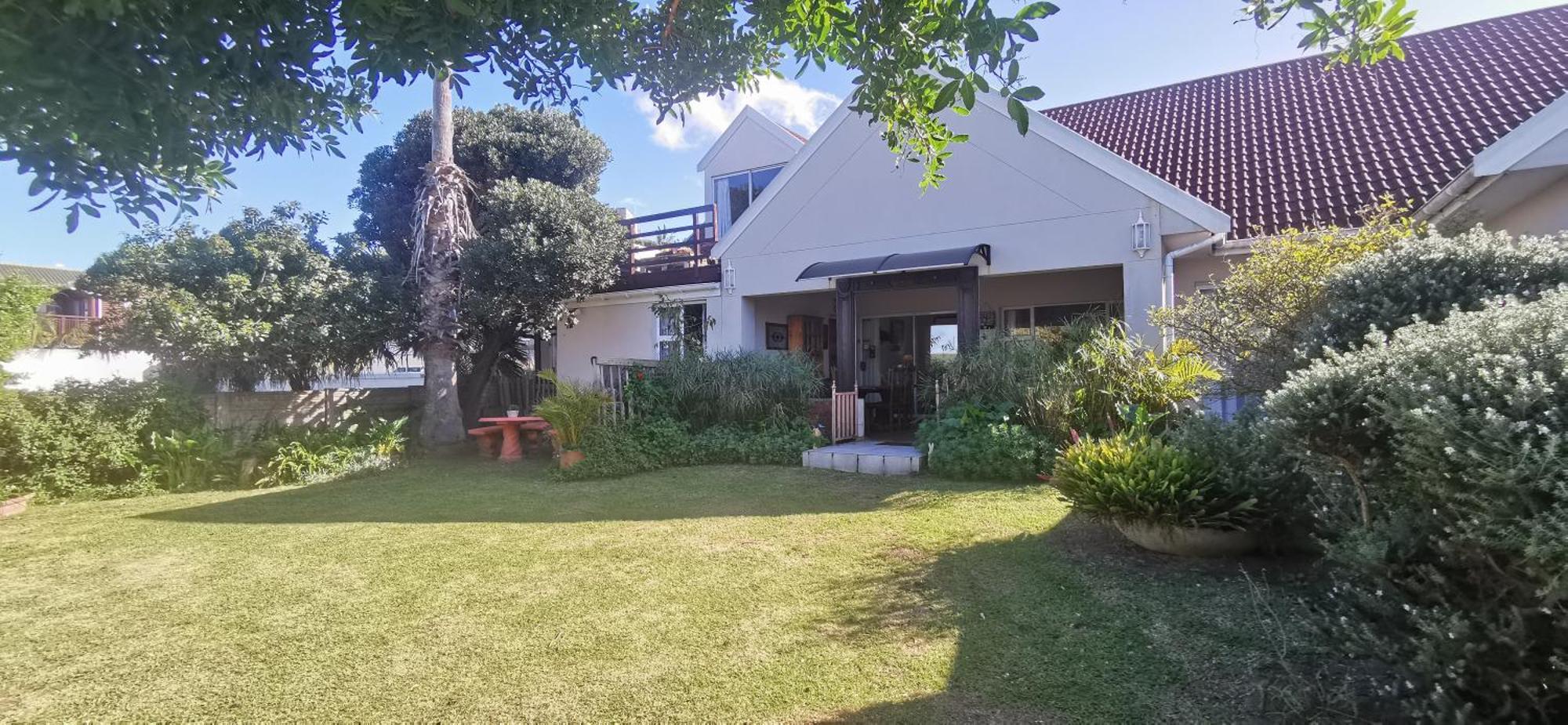 The Coelacanth Guest House And Beach Thyme Self Catering Kiddʼs Beach Eksteriør billede