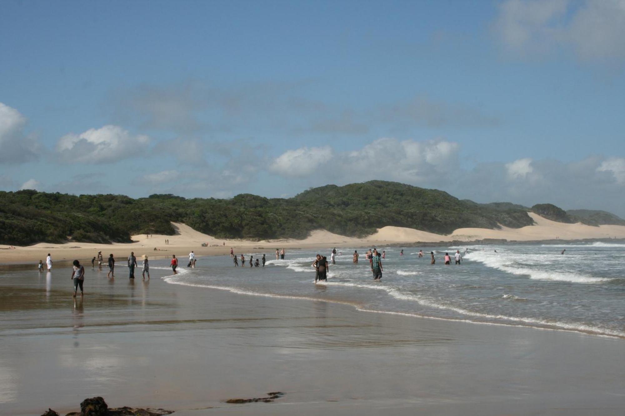 The Coelacanth Guest House And Beach Thyme Self Catering Kiddʼs Beach Eksteriør billede